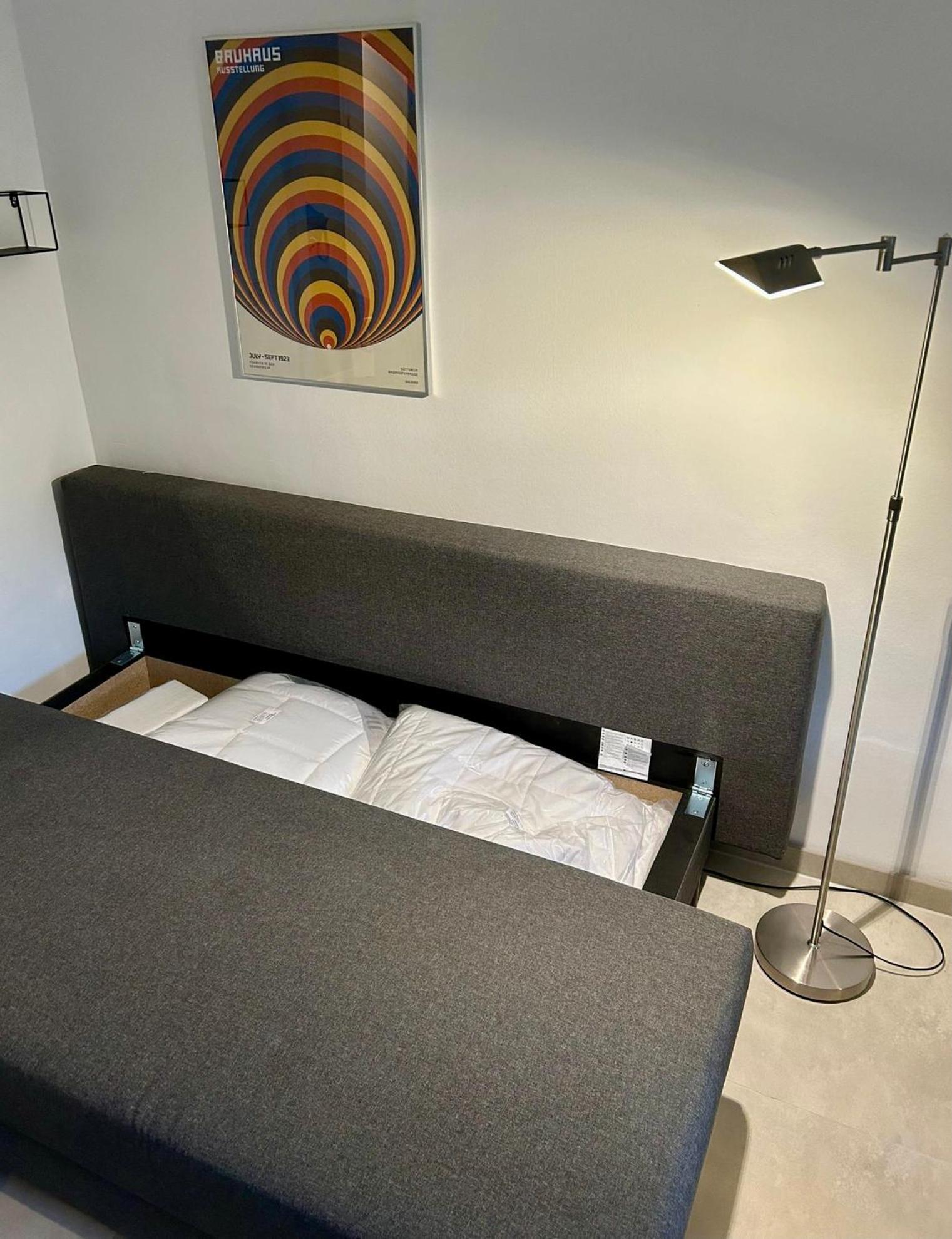 Feelslikehome - Urbane Altbauwohnung Mit Dachterasse& Parkplatz โบคุห์ม ภายนอก รูปภาพ